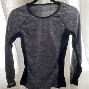 Long sleeves activewear top